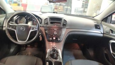Opel Insignia 2011 года, 172 682 км - вид 5