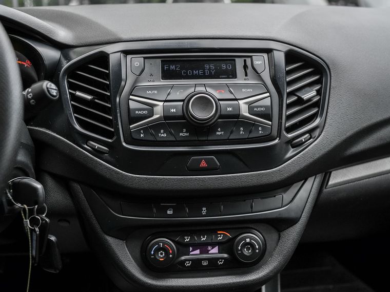 ВАЗ (LADA) Vesta 2019 года, 116 826 км - вид 7