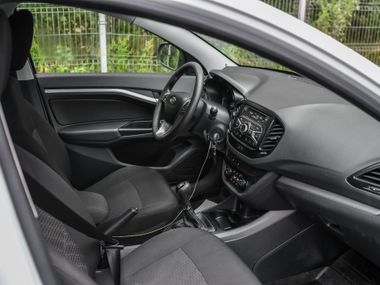 ВАЗ (LADA) Vesta 2019 года, 116 826 км - вид 11