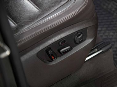 Volkswagen Touareg 2016 года, 248 047 км - вид 18