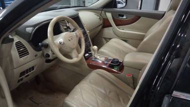 Infiniti QX70 2016 года, 163 861 км - вид 5