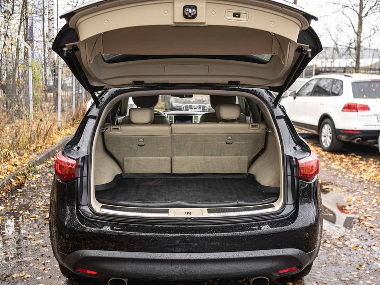 Infiniti QX70 2016 года, 163 861 км - вид 20