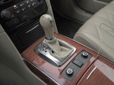 Infiniti QX70 2016 года, 163 861 км - вид 11