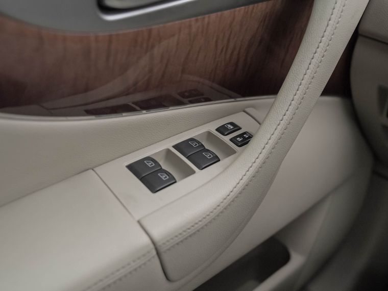 Infiniti QX70 2016 года, 163 861 км - вид 12