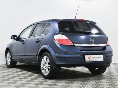 Opel Astra 2010 года, 204 000 км - вид 6
