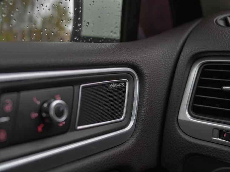 Volkswagen Touareg 2011 года, 129 725 км - вид 13