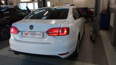 Volkswagen Jetta 2014 года, 236 181 км - вид 3