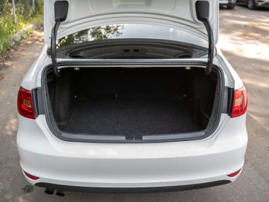 Volkswagen Jetta 2014 года, 236 181 км - вид 15