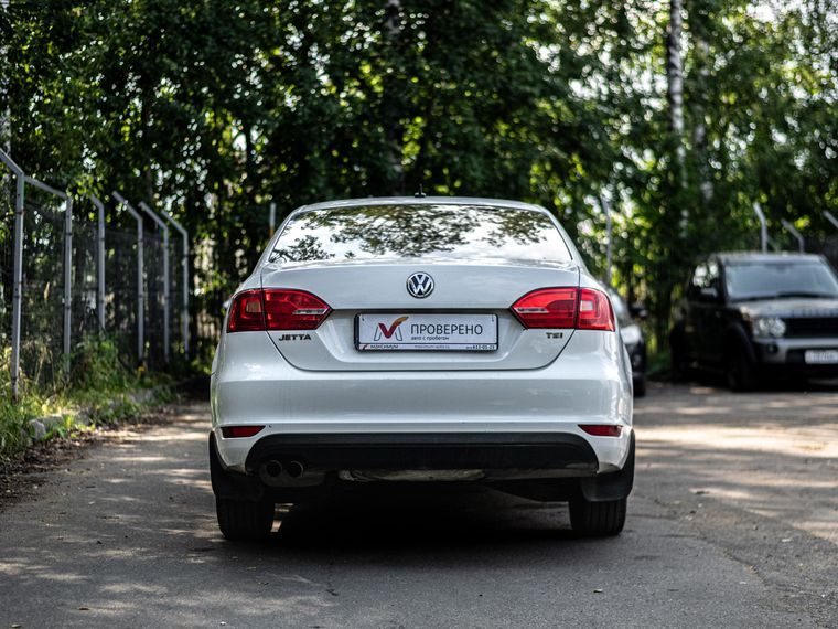 Volkswagen Jetta 2014 года, 236 181 км - вид 4