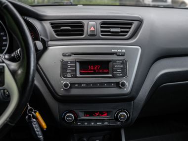 KIA Rio 2015 года, 115 419 км - вид 8