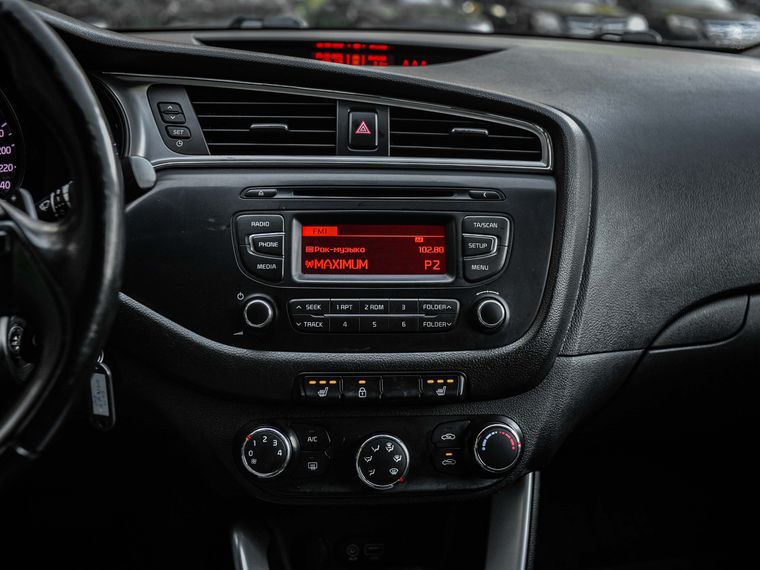 KIA Ceed 2018 года, 216 965 км - вид 7