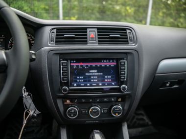 Volkswagen Jetta 2013 года, 211 879 км - вид 7