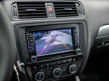 Volkswagen Jetta 2013 года, 211 879 км - вид 8