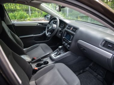 Volkswagen Jetta 2013 года, 211 879 км - вид 14