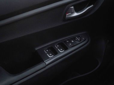 Kia Rio X 2020 года, 163 000 км - вид 9