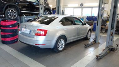 Skoda Octavia 2017 года, 148 658 км - вид 3
