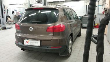 Volkswagen Tiguan 2014 года, 163 950 км - вид 4