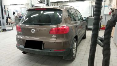 Volkswagen Tiguan 2014 года, 163 950 км - вид 5