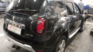 Renault Duster 2015 года, 137 511 км - вид 3