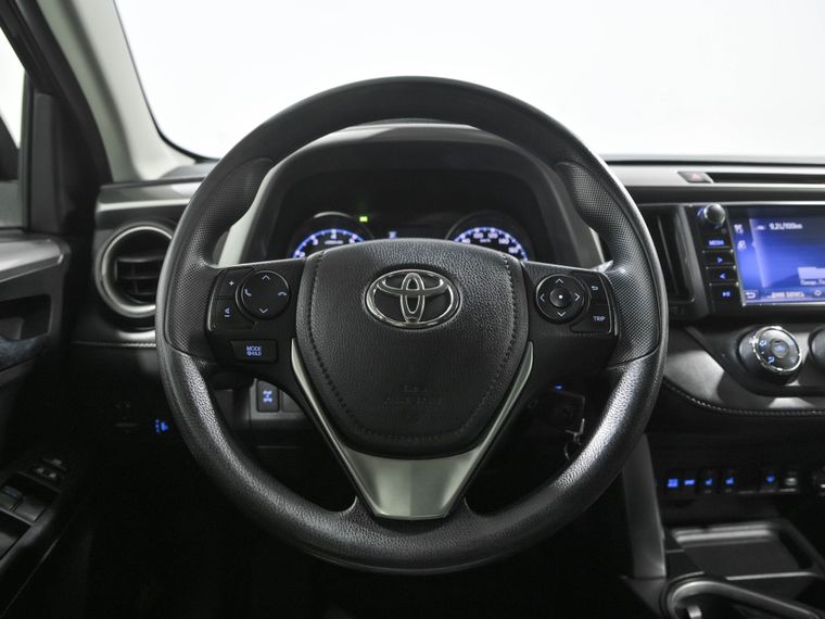 Toyota RAV4 2016 года, 160 930 км - вид 9