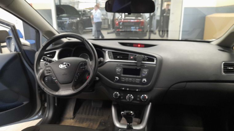 Kia Ceed 2016 года, 117 184 км - вид 4