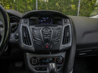 Ford Focus 2014 года, 256 829 км - вид 8