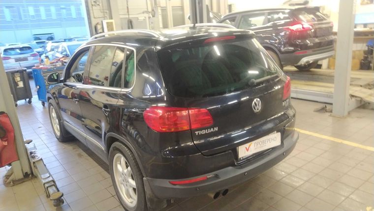 Volkswagen Tiguan 2012 года, 186 000 км - вид 4