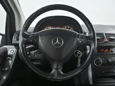 Mercedes-Benz A-класс 2005 года, 135 954 км - вид 9