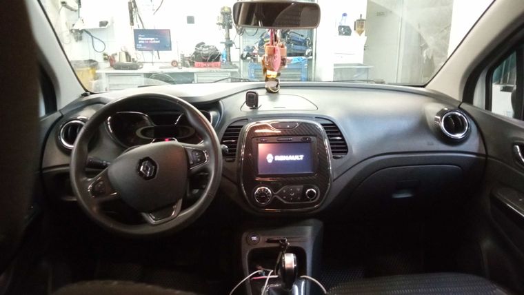 Renault Kaptur 2018 года, 53 810 км - вид 5