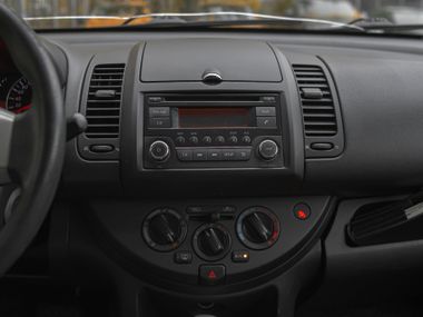 Nissan Note 2011 года, 127 621 км - вид 9