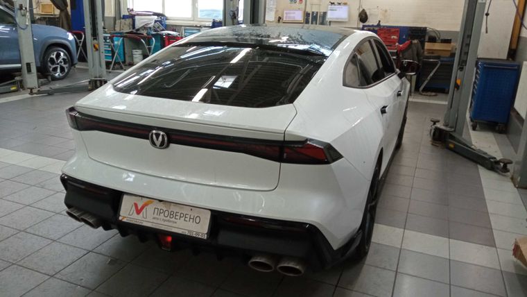 Changan UNI-V 2023 года, 37 000 км - вид 3