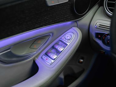 Mercedes-Benz C-класс 2018 года, 133 769 км - вид 10