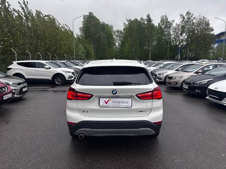 BMW X1 2018 года, 132 714 км - вид 5