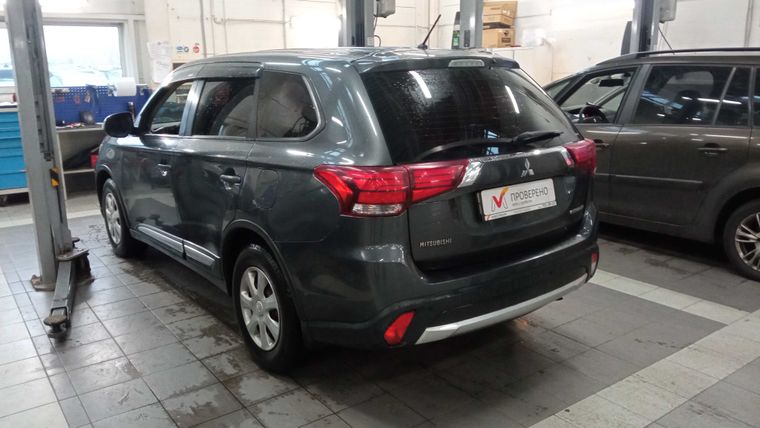 Mitsubishi Outlander 2015 года, 168 697 км - вид 4