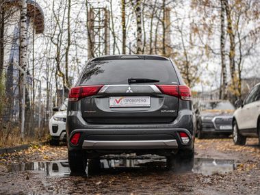 Mitsubishi Outlander 2015 года, 168 697 км - вид 4