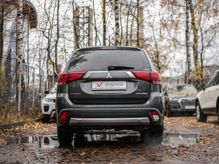 Mitsubishi Outlander 2015 года, 168 697 км - вид 4