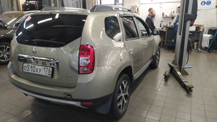 Renault Duster 2013 года, 195 334 км - вид 4