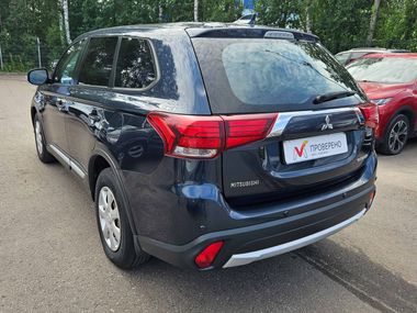 Mitsubishi Outlander 2018 года, 193 300 км - вид 6