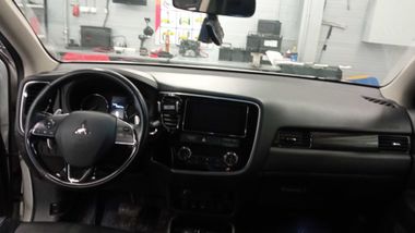 Mitsubishi Outlander 2018 года, 102 000 км - вид 5