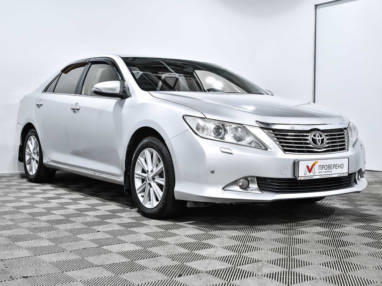 Toyota Camry 2012 года, 248 886 км - вид 4