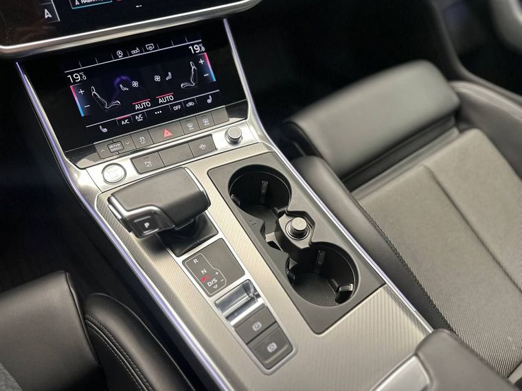 Audi A6 2019 года, 93 613 км - вид 15