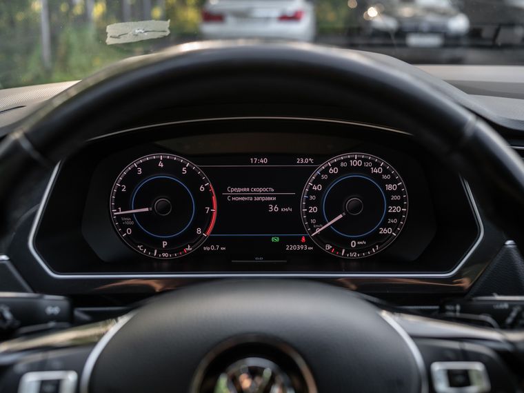 Volkswagen Tiguan 2018 года, 219 967 км - вид 5