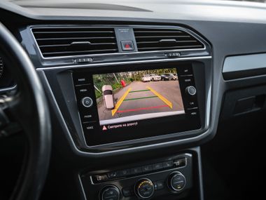 Volkswagen Tiguan 2018 года, 219 967 км - вид 8