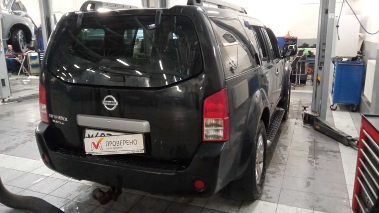 Nissan Pathfinder 2008 года, 221 000 км - вид 3