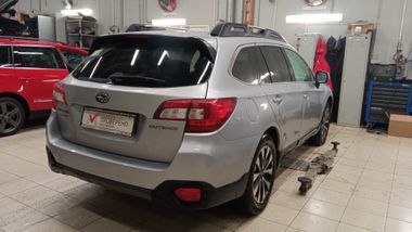 Subaru Outback 2015 года, 182 768 км - вид 3
