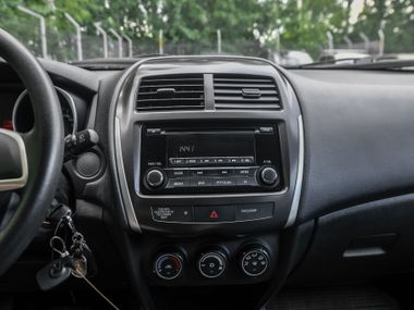 Mitsubishi ASX 2013 года, 135 438 км - вид 7