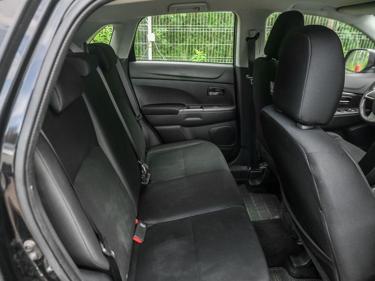 Mitsubishi ASX 2013 года, 135 438 км - вид 10