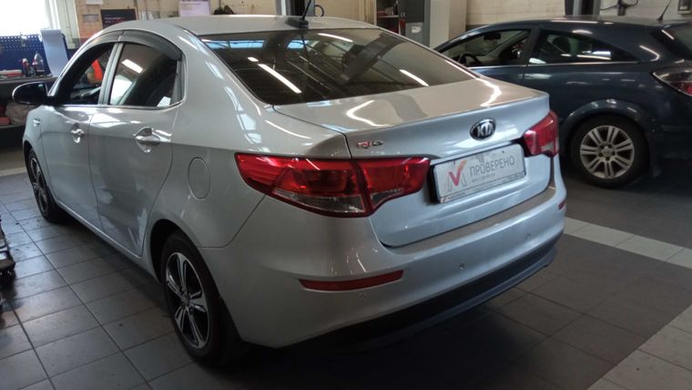 Kia Rio 2017 года, 172 739 км - вид 4