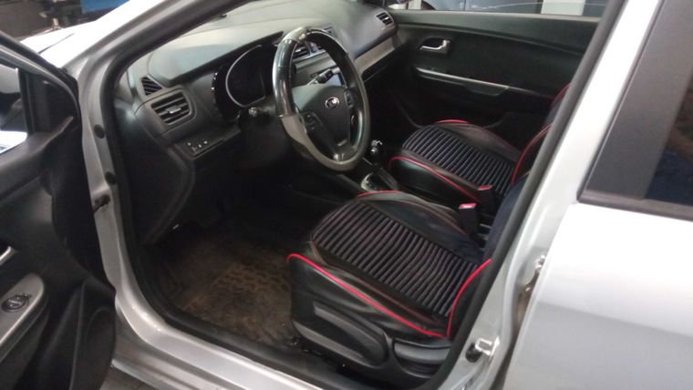 Kia Rio 2017 года, 172 739 км - вид 5
