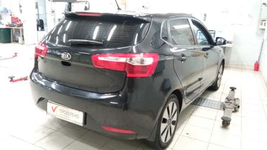KIA Rio 2013 года, 139 353 км - вид 3